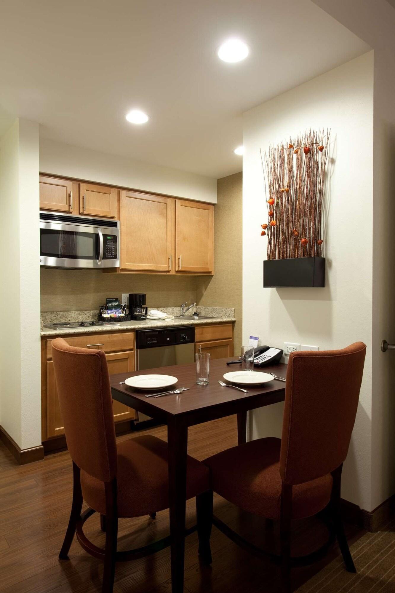 Homewood Suites By Hilton St. Louis - Galleria Richmond Heights Exterior photo