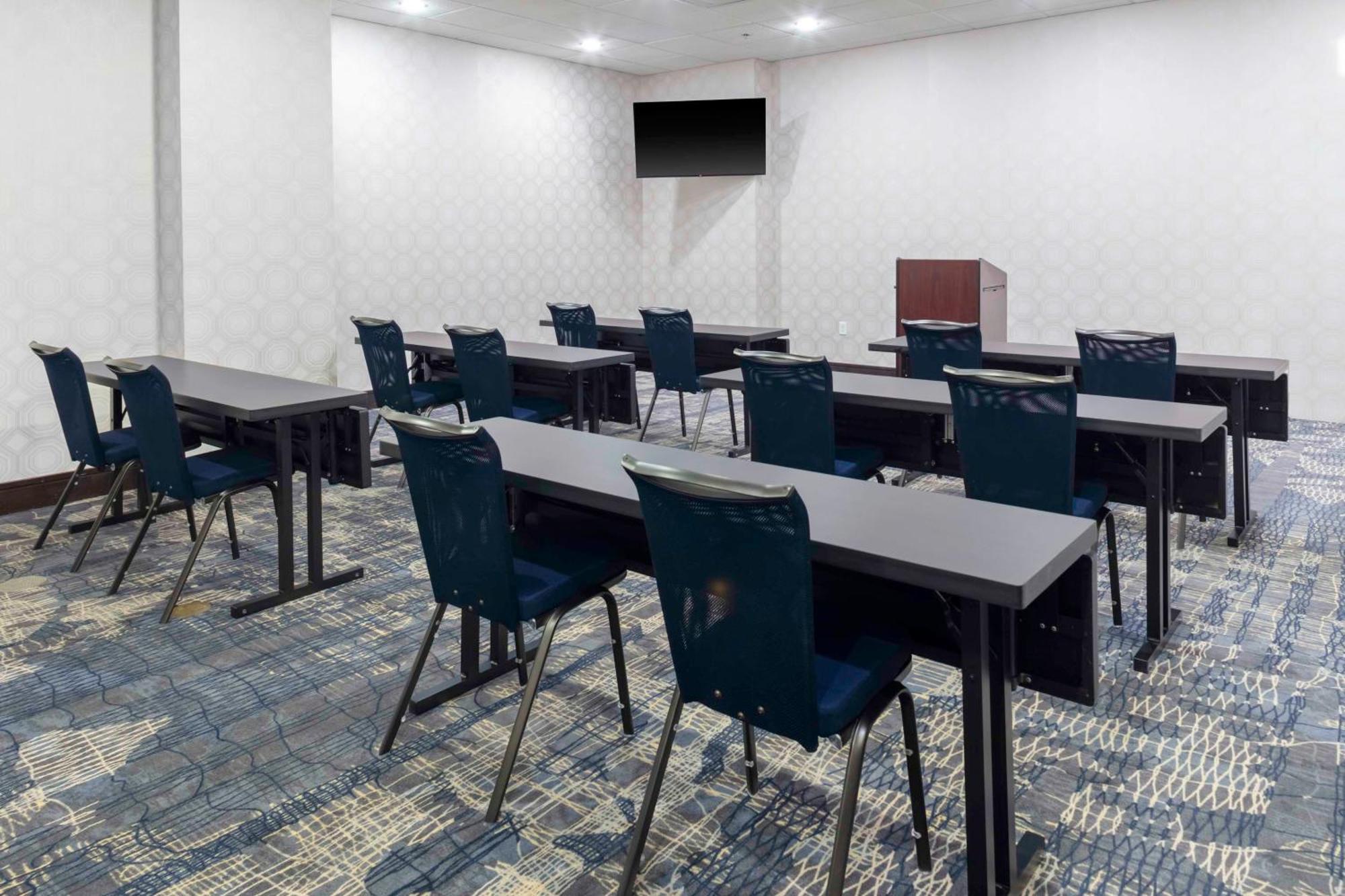 Homewood Suites By Hilton St. Louis - Galleria Richmond Heights Exterior photo